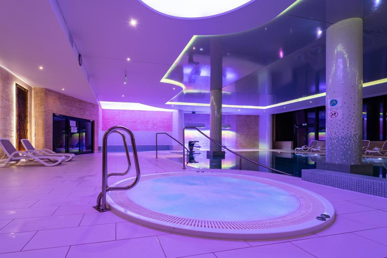 Vestina Wellness & Spa Hotel مينززدرويه المظهر الخارجي الصورة