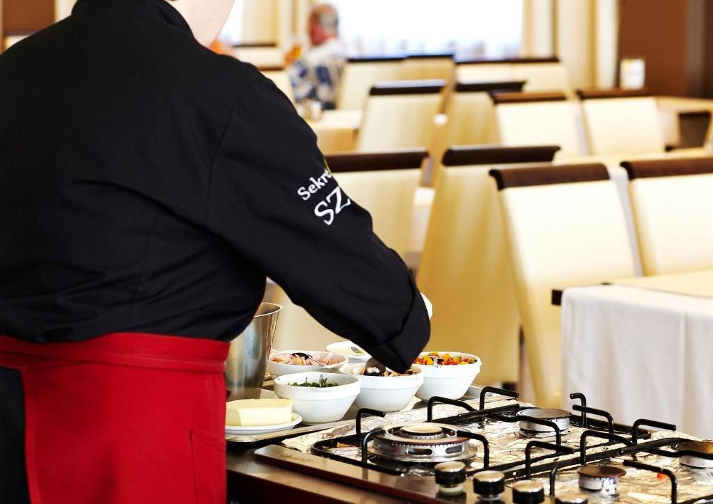 Vestina Wellness & Spa Hotel مينززدرويه المظهر الخارجي الصورة