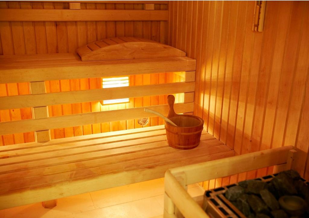 Vestina Wellness & Spa Hotel مينززدرويه المظهر الخارجي الصورة