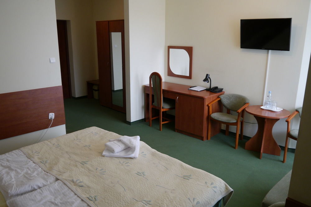Vestina Wellness & Spa Hotel مينززدرويه المظهر الخارجي الصورة