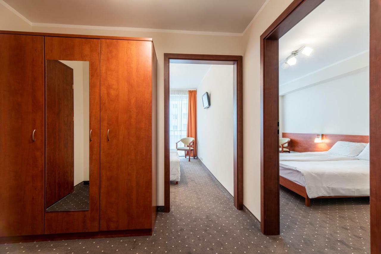 Vestina Wellness & Spa Hotel مينززدرويه المظهر الخارجي الصورة